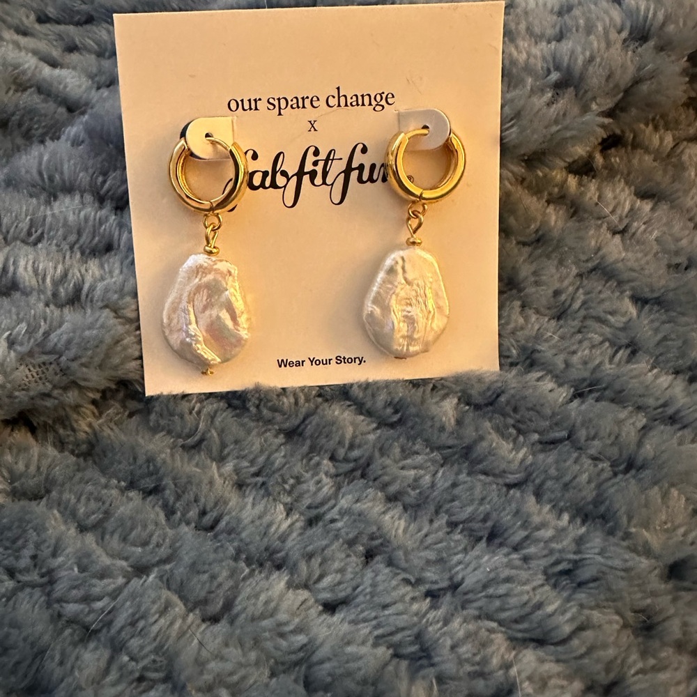 Our Spare Change Isla Pearl Earrings